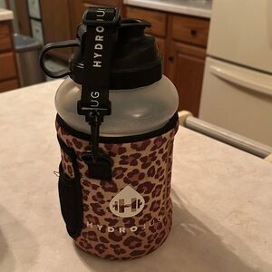 HydroJug with Wild Animal Print Sleeve
